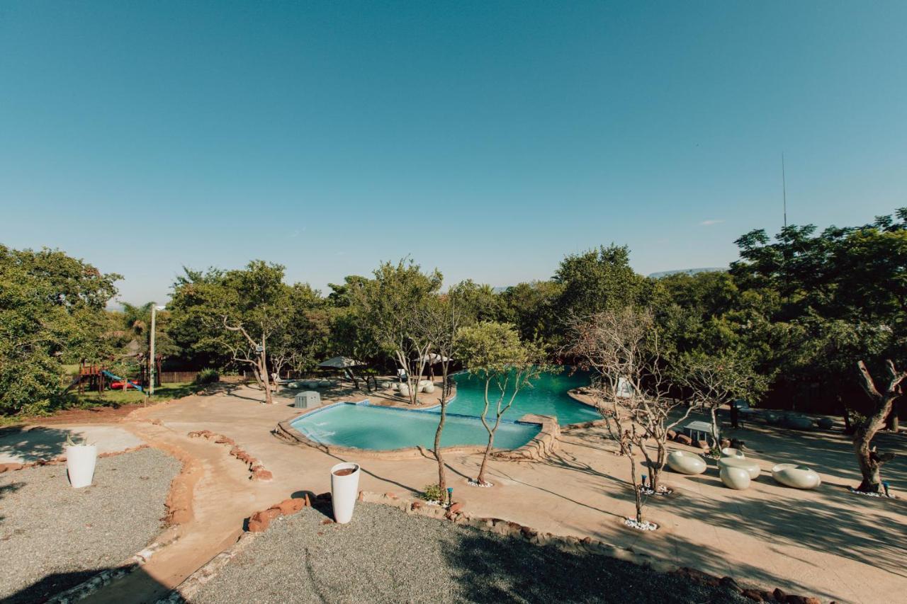 Pecan Bush Lodge Magaliesburg Esterno foto